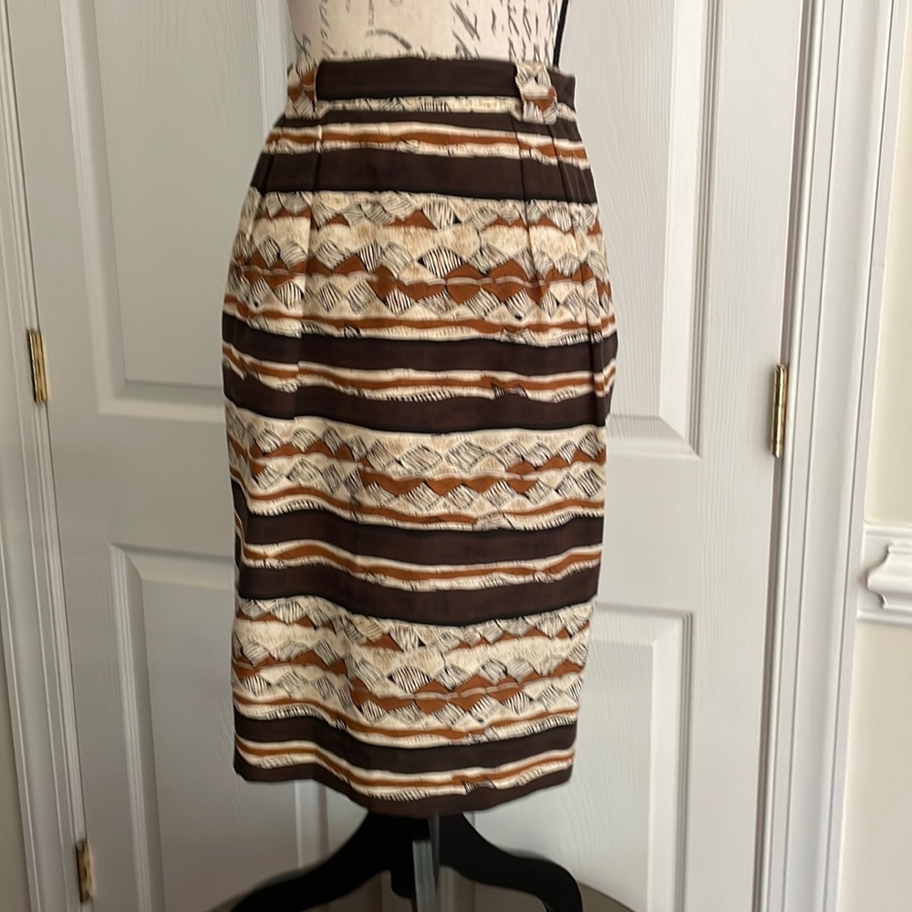 Jones New York 100% Silk skirt 8